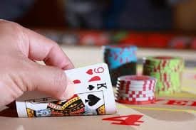 jili slot Sportsbook တွင် ဘောလုံးလောင်းကြေးတင်နေသော မြင်ကွင်း